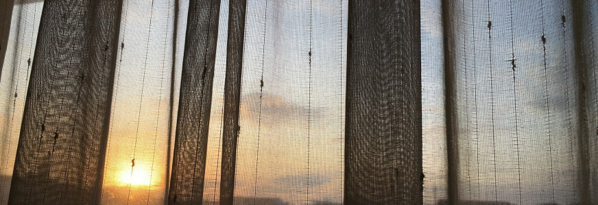 Klimaatadaptatie is hard nodig. Gebruik zonwering.